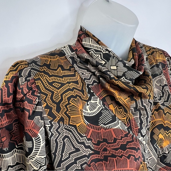 Vintage 70’s Helga Silk Top Woman Sz 8 Long Sleeve Draped Neck, Padded Shoulder - Picture 5 of 10